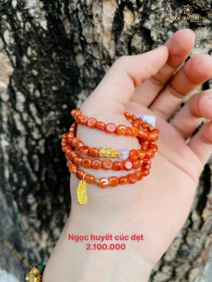 Vòng trầm hương từ thiên nhiên - Ngọc Trầm Hương Vòng trầm hương từ thiên nhiên - Ngọc Trầm Hương