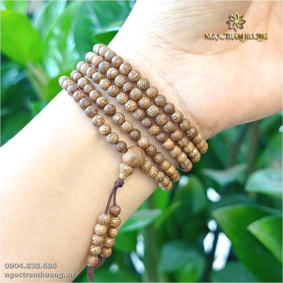 Vòng trầm hương từ thiên nhiên - Ngọc Trầm Hương